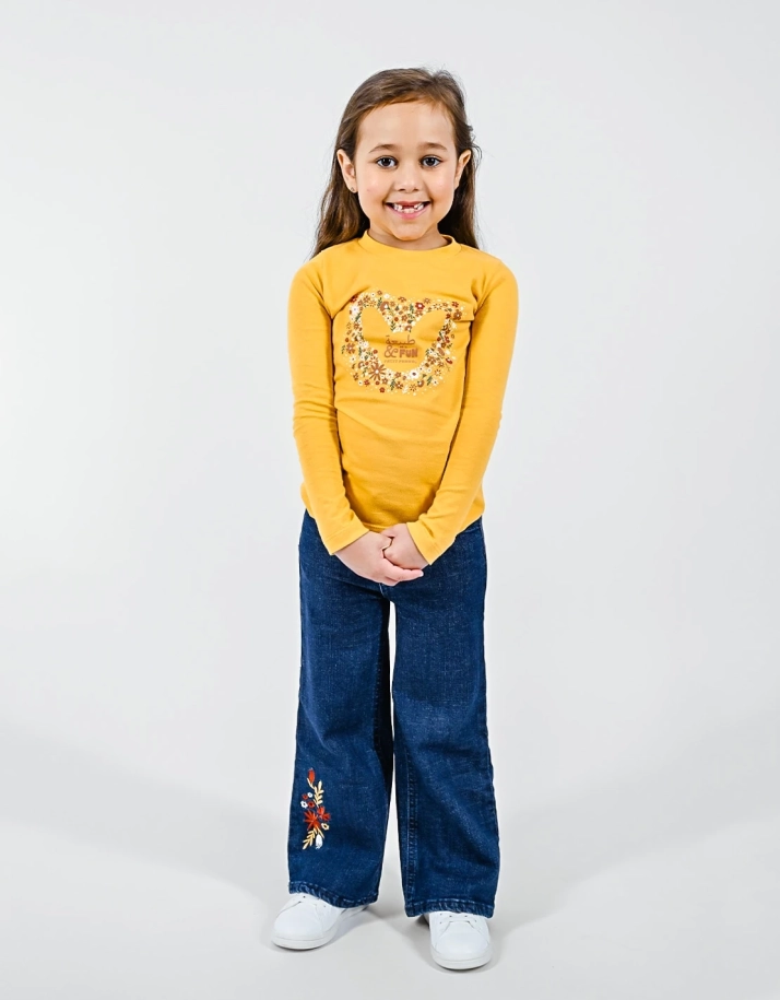 T-Shirt Fille "Coeur  Fleuri"  Moutarde 2